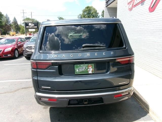 Jeep Wagoneer  2022