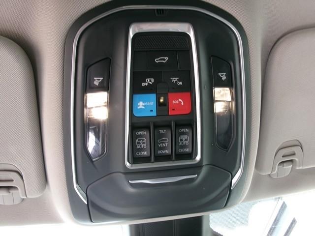 Jeep Wagoneer  2022