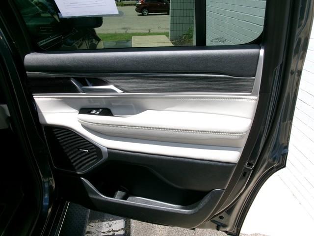 Jeep Wagoneer  2022