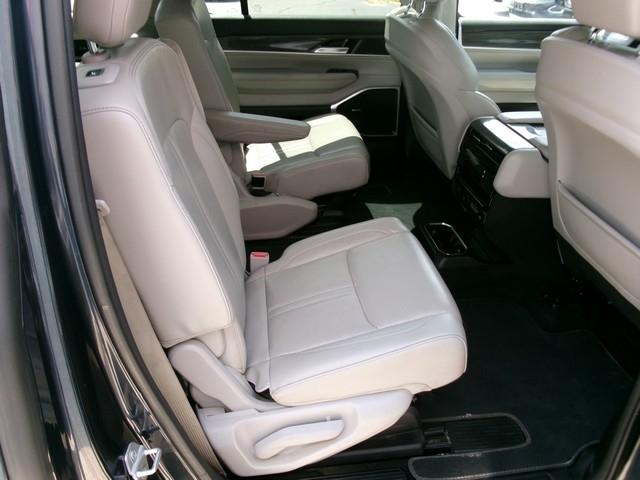Jeep Wagoneer  2022