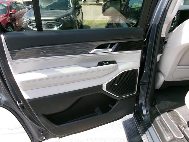 Jeep Wagoneer  2022