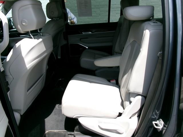 Jeep Wagoneer  2022