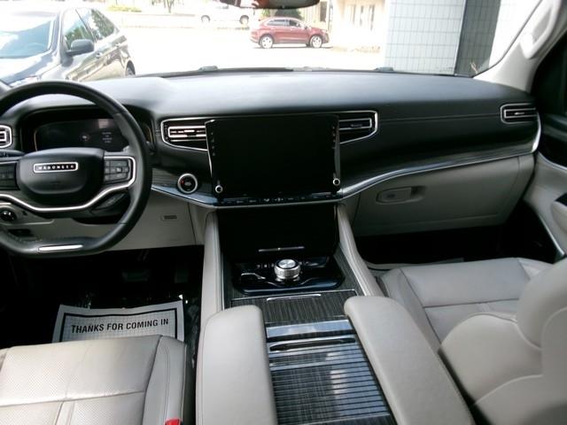 Jeep Wagoneer  2022