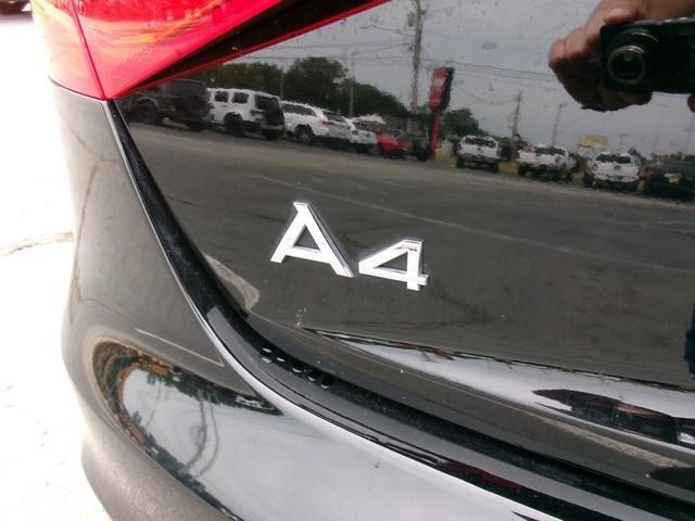 Audi A4  2016