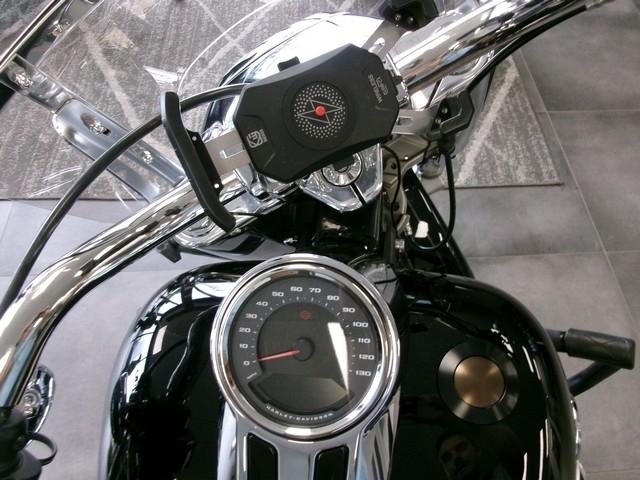 Harley-Davidson FLFBS  2022