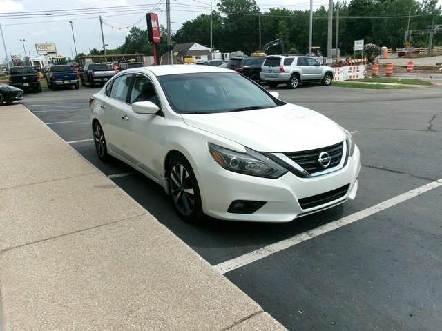 Nissan Altima  2017