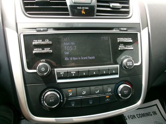 Nissan Altima  2017