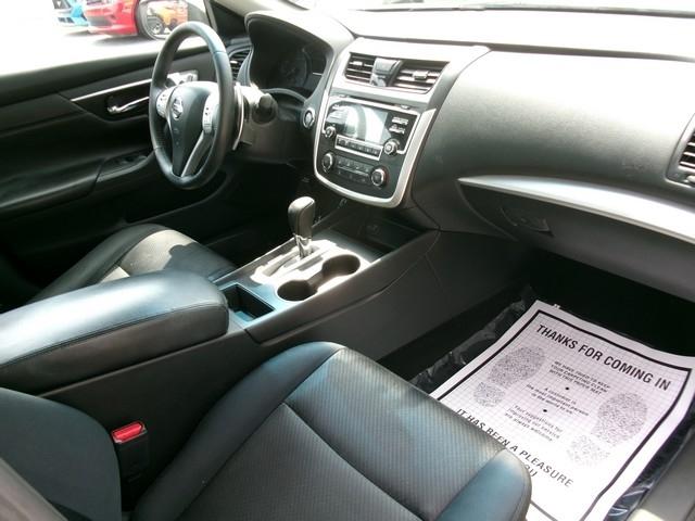 Nissan Altima  2017
