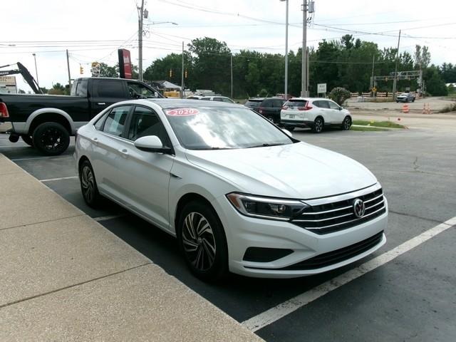Volkswagen Jetta  2020