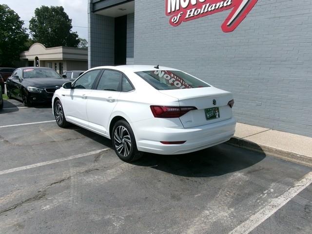Volkswagen Jetta  2020
