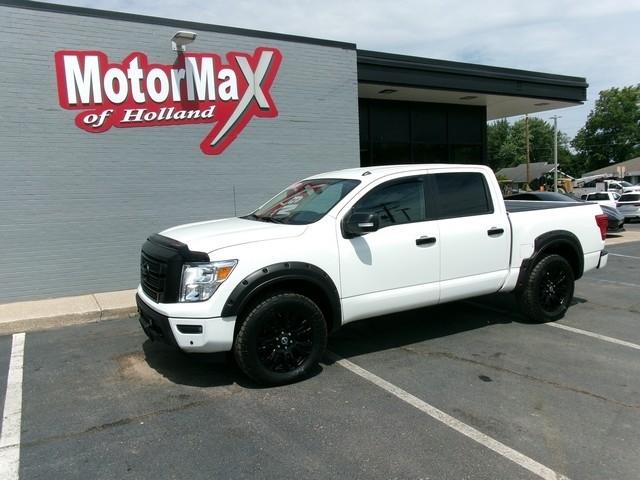 Nissan Titan  2020