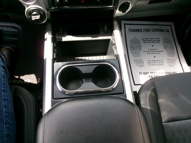 Nissan Titan  2020