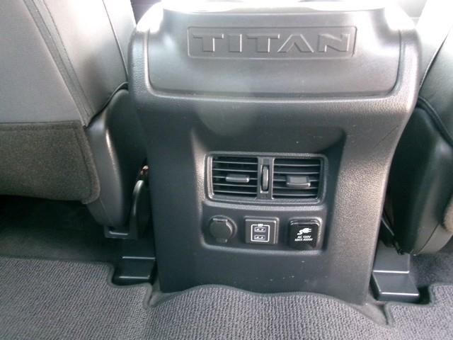 Nissan Titan  2020