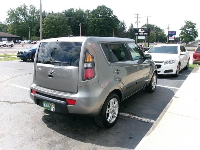 Kia Soul  2011