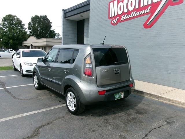 Kia Soul  2011