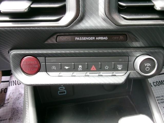 Ford Mustang  2024