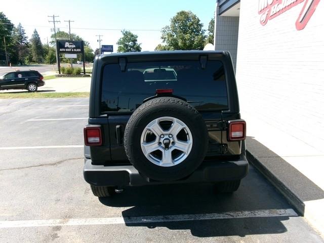 Jeep Wrangler Sport 4D SUV 4WD 2023