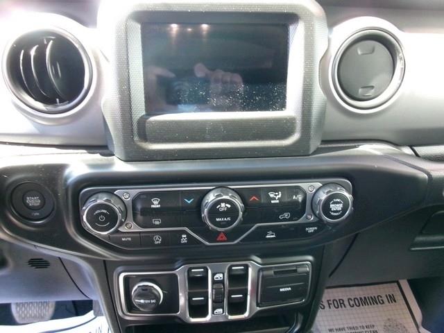 Jeep Wrangler Sport 4D SUV 4WD 2023