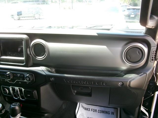 Jeep Wrangler Sport 4D SUV 4WD 2023