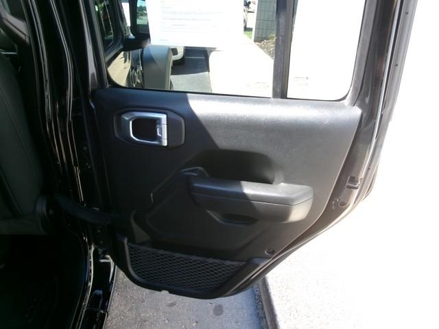 Jeep Wrangler Sport 4D SUV 4WD 2023