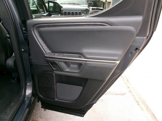 Rivian R1T  2022