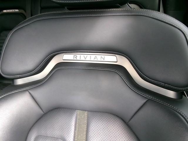 Rivian R1T  2022