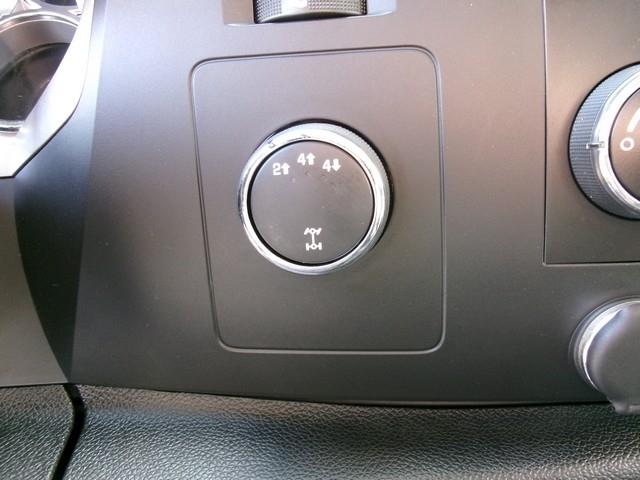 Chevrolet Silverado 2500HD  2013