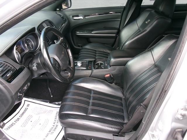 Chrysler 300  2021