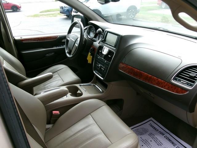 Chrysler Town & Country  2015