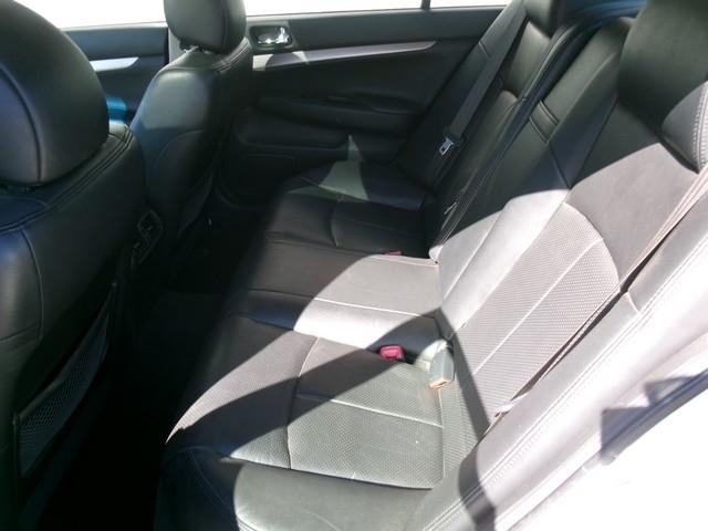 Infiniti G37 Sedan  2013