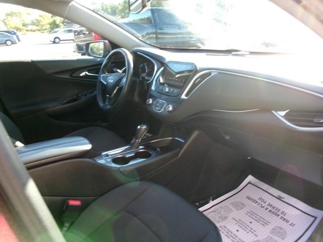 Chevrolet Malibu  2016