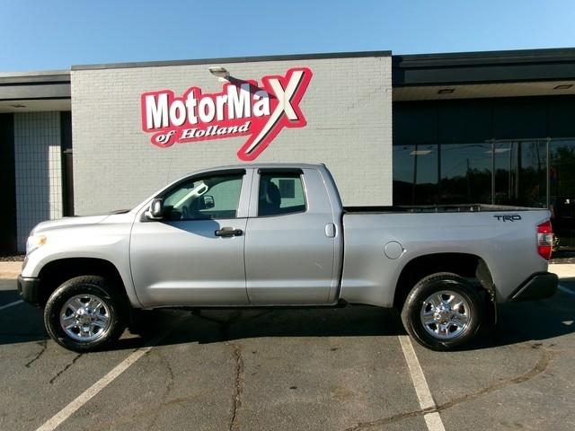 Toyota Tundra 4WD Truck  2015