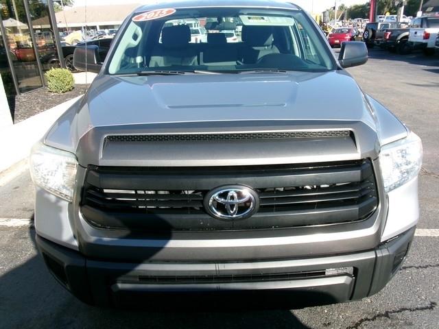 Toyota Tundra 4WD Truck  2015
