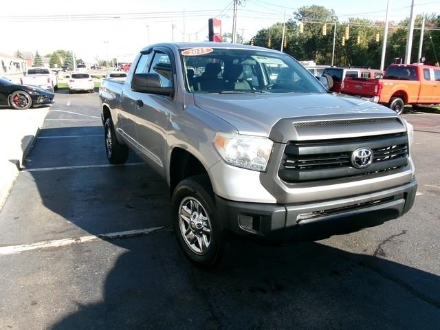 Toyota Tundra 4WD Truck  2015