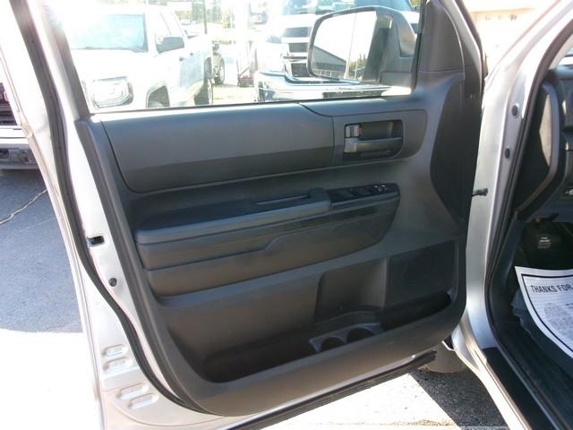 Toyota Tundra 4WD Truck  2015