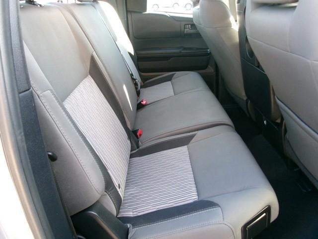 Toyota Tundra 4WD Truck  2015