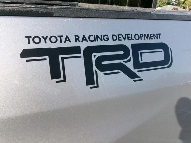 Toyota Tundra 4WD Truck  2015
