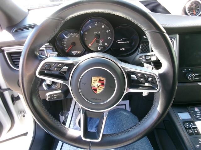 Porsche Macan  2018
