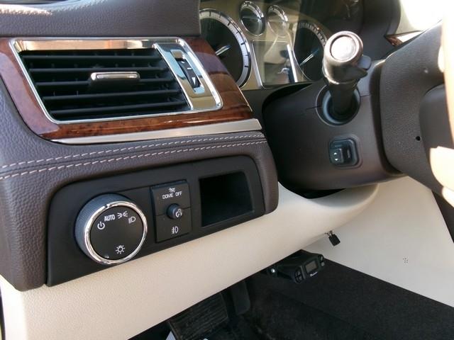 Cadillac Escalade ESV  2013