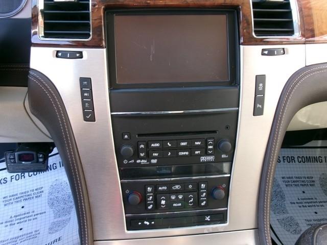 Cadillac Escalade ESV  2013