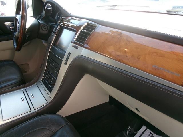 Cadillac Escalade ESV  2013