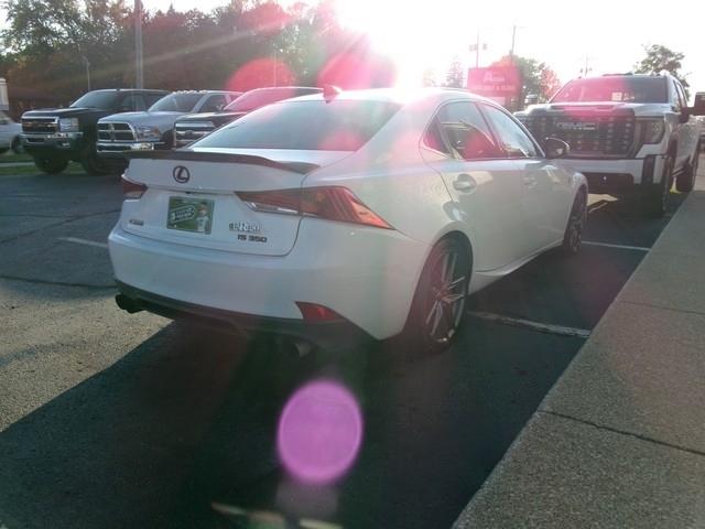 Lexus IS 350  2017