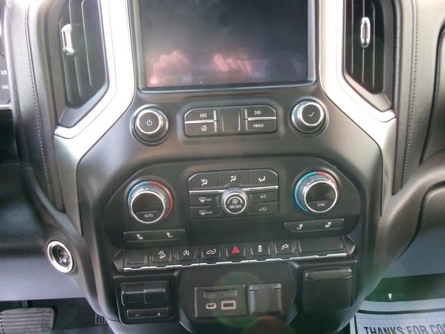 Chevrolet Silverado 1500  2021