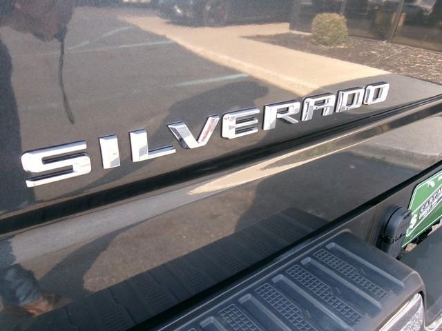 Chevrolet Silverado 1500  2021
