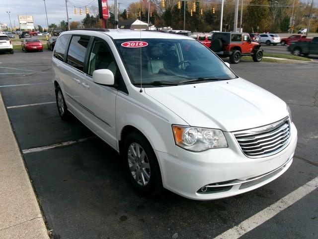 Chrysler Town & Country  2016