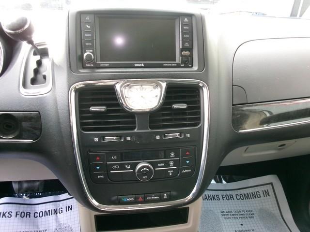 Chrysler Town & Country  2016