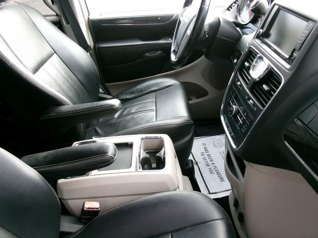Chrysler Town & Country  2016