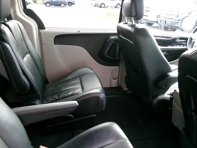 Chrysler Town & Country  2016