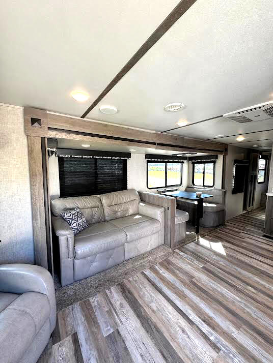Keystone Outback  2020 Keystone Outback  2020