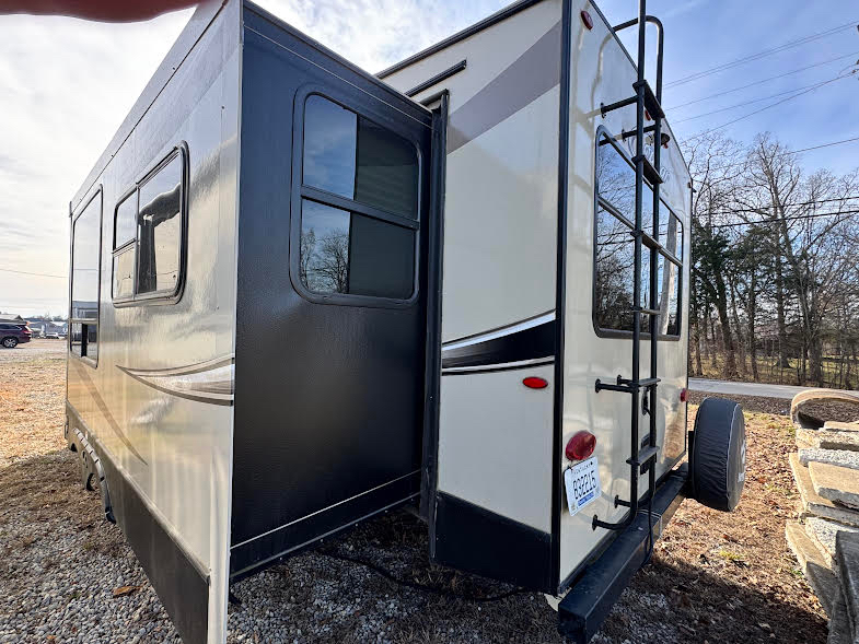 Keystone Cougar  2018